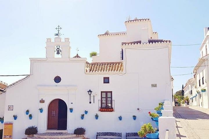 Tour Privado Guiado a Pie por Mijas