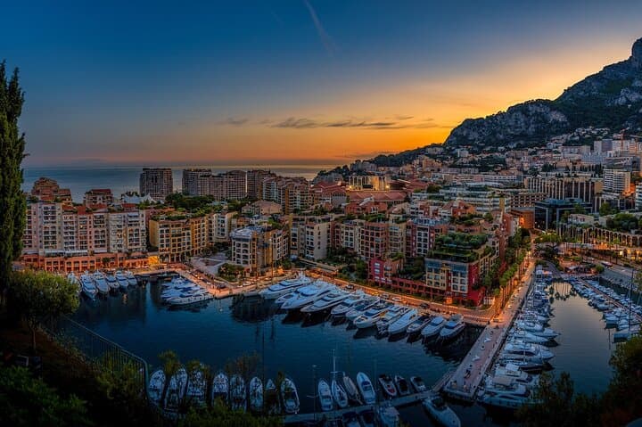 Trasferimento Privato Da Lione A Monaco Con Una Sosta Di 2 Ore A Nizza — foto 3