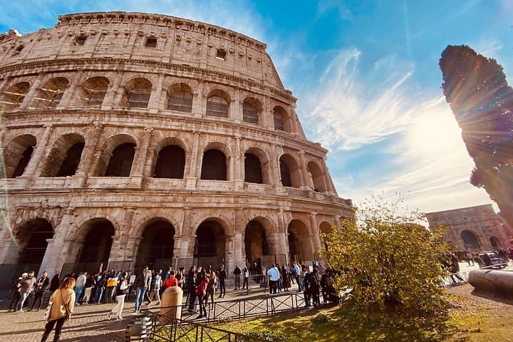 Geführte Tour durch das Kolosseum, das Forum Romanum & den Palatin in Rom — Foto 2