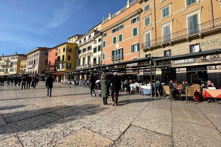 Verona: Stadtführung zu Fuß mit Seilbahnfahrt & Wein-Aperitif — Foto 5