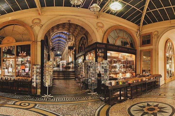 Tour Privato del Mercato delle Pulci di Saint Ouen a Parigi — foto 4