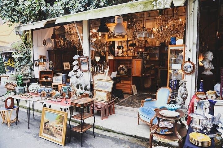 Tour Privato del Mercato delle Pulci di Saint Ouen a Parigi