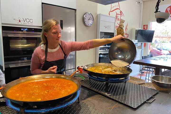 Valencian Paella Workshop und Besuch des Marktes Algiros — Foto 3