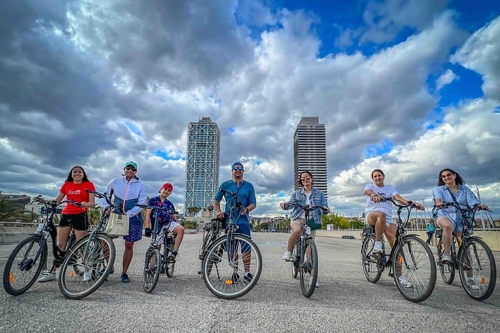 Esperienza Privata in E-Bike a Barcellona — foto 5