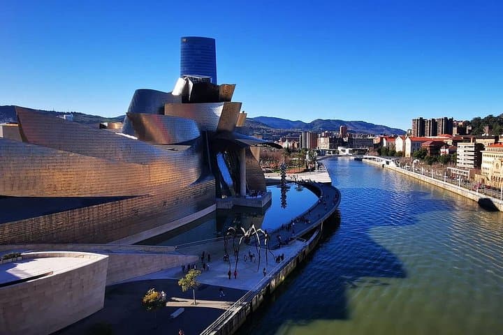 Private Bilbao Highlights, Guggenheim Museum & Basque Coast Tour — Foto 2