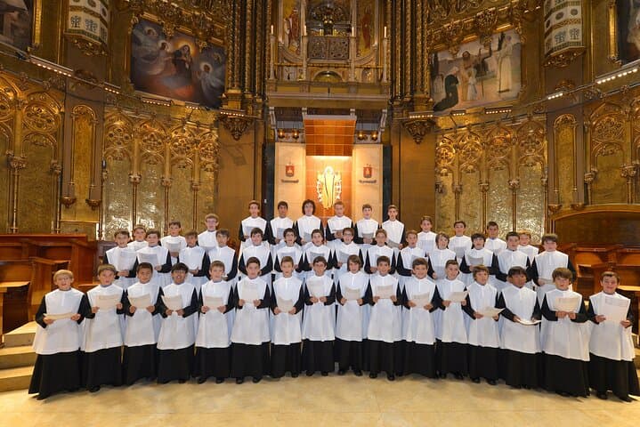 Visite Guidée Complète de Montserrat et Performance du Chœur des Garçons — photo 4