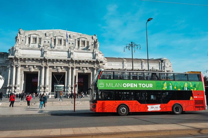 Gray Line Mailand Hop-On Hop-Off Tour mit Audioguide — Foto 3