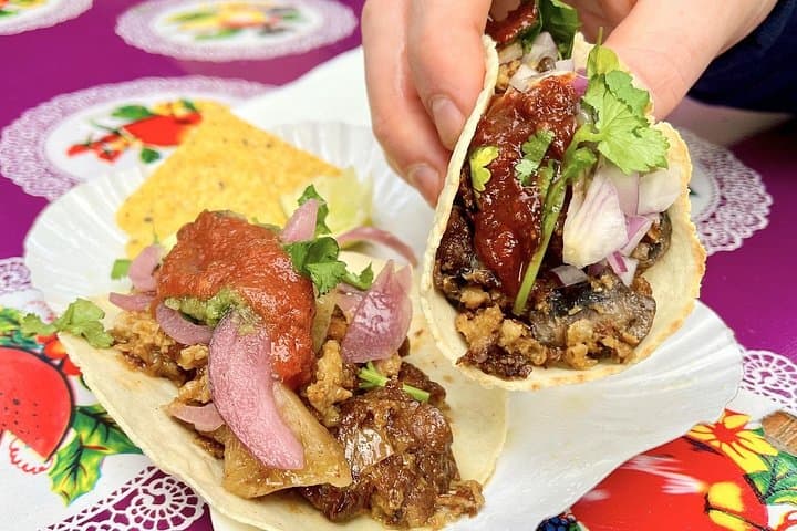 Berlins versteckte Street Food & Kultur Tour — Foto 3