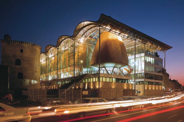 Tour di Architettura Contemporanea a Bordeaux