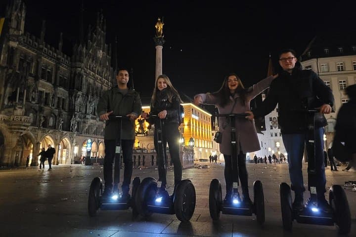 Tour Notturno di 2 Ore in Segway a Monaco — foto 4