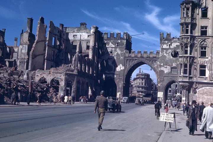 Visite de 3 heures en Segway sur le Troisième Reich et la Seconde Guerre mondiale à Munich