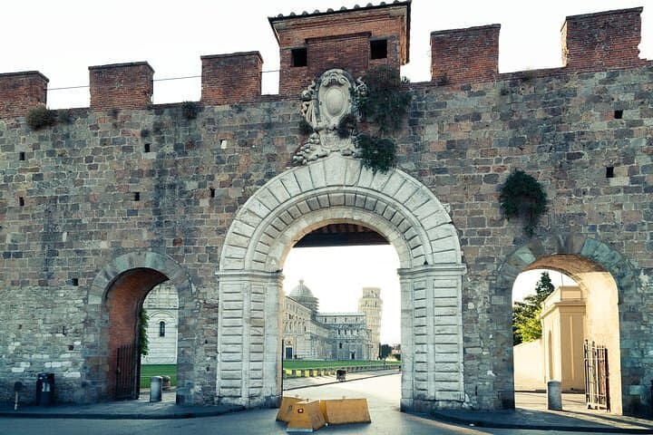 Mejor Tour Guiado a Pie por Pisa con Entrada a la Torre Inclinada — foto 2