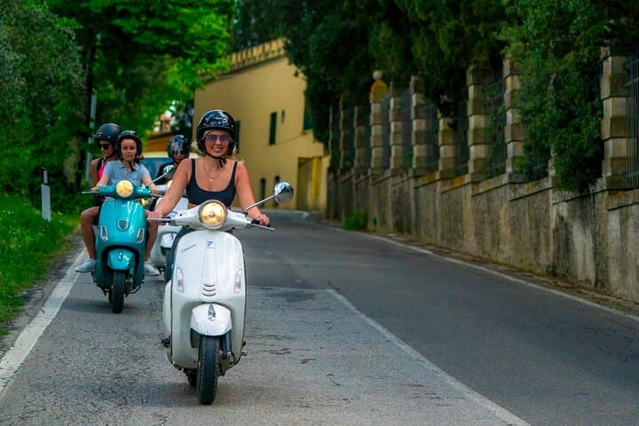 Florence Chianti Vespa Tour with Wine Tasting &amp; Meal — photo 2