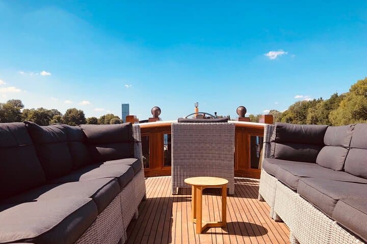 Tour in Barca Elettrica Privata a Berlino — foto 4