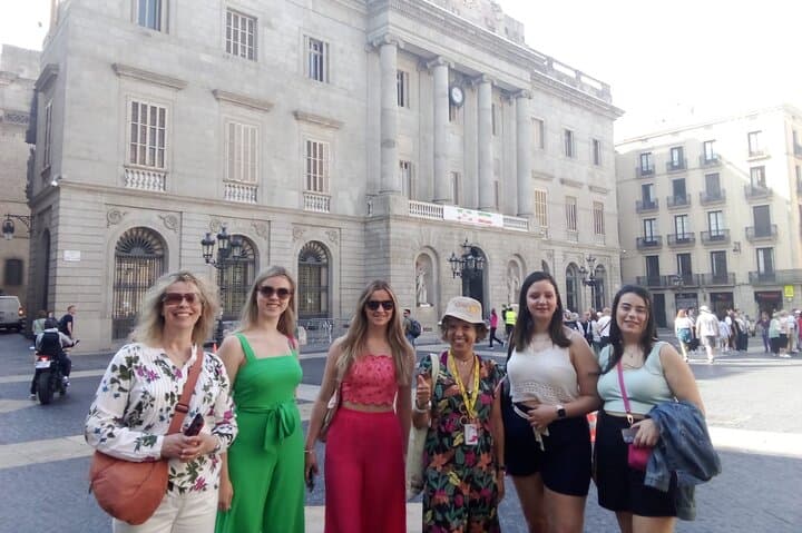 Barcelona Premium Tour: Gotisches Viertel, Montjuïc, Sagrada Família — Foto 5