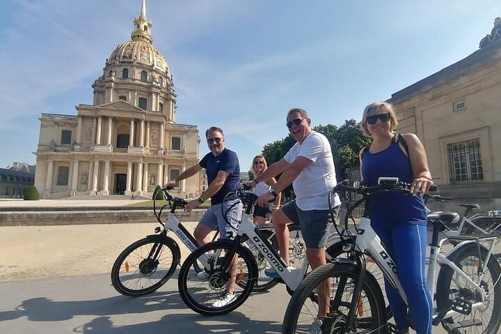 Paris: Kleine Gruppen Highlights E-Bike Geführte Tour — Foto 1
