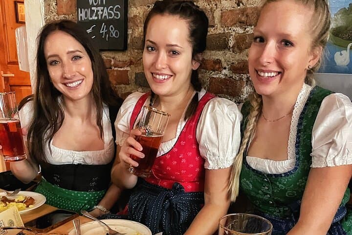 Viktualienmarkt Food Tour in Munich
