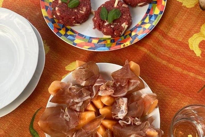 Dégustation de nourriture et de vin avec dessert à Turin — photo 2