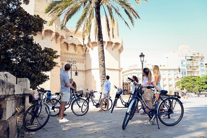 Valencia Essenziale in Bicicletta — foto 3