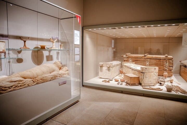 Tour guidato del Museo Egizio con accesso prioritario — foto 4