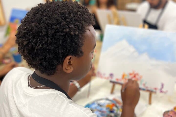 Taller de Arte y Vino de 2 Horas en Rusafa, España — foto 4