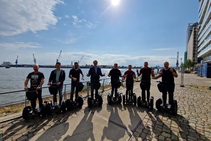 3-stündige geführte Segway-Tour durch Hamburg — Foto 4