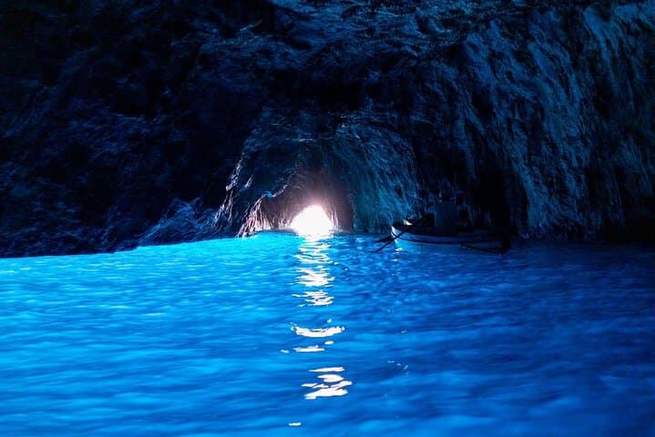 Tour di Gruppo Ridotto da Napoli alla Grotta Azzurra, Anacapri e Capri