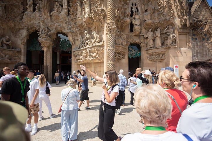 Sagrada Familia Halbprivat geführte Tour in Barcelona — Foto 3