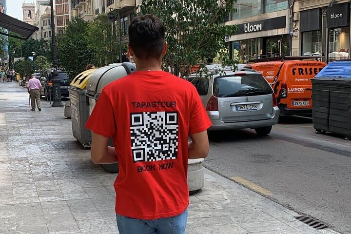 Tour de Tapas y Vinos Navideños en Valencia — foto 4
