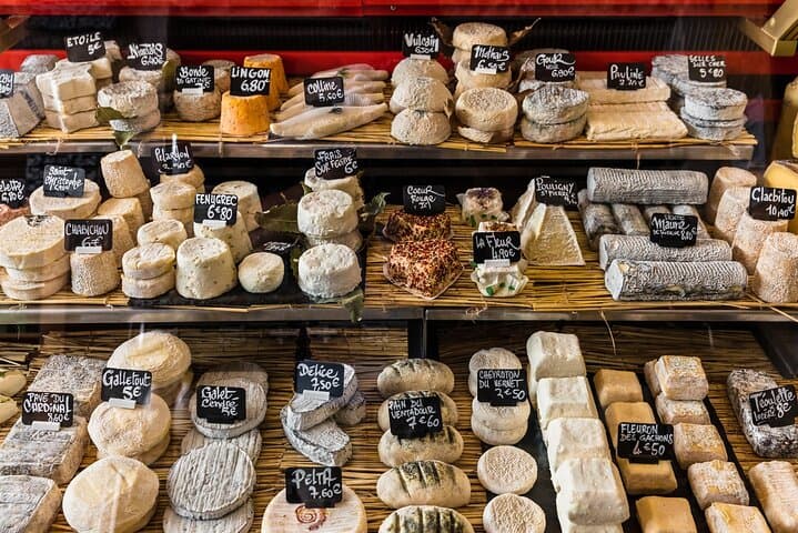 Visite gastronomique et œnologique du Vieux Bordeaux — photo 1