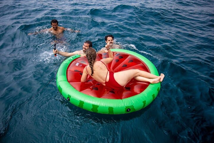 Tour in Barca a Vela con Nuoto e Snack — foto 5