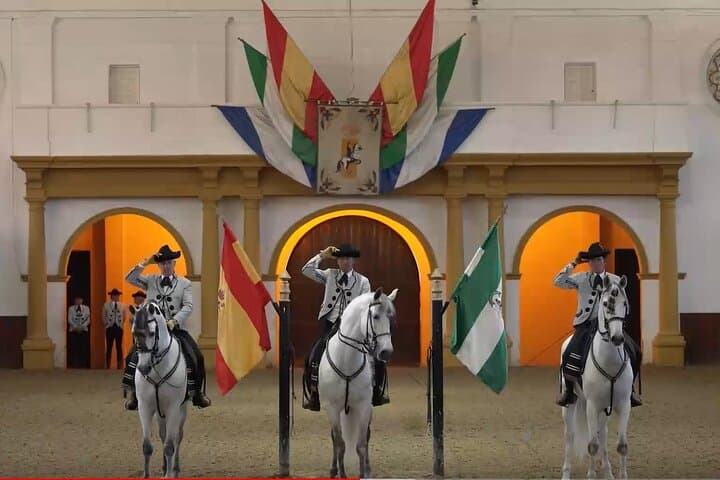 Jerez et Cadix avec Ballet Équestre et Dégustation de Sherry depuis Séville — photo 2