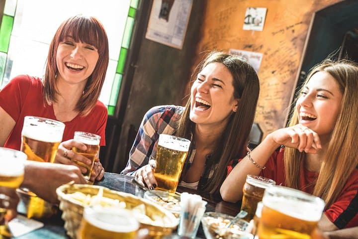 Tour Privado de Cata de Cerveza Alemana en el Casco Antiguo de Berlín — foto 4