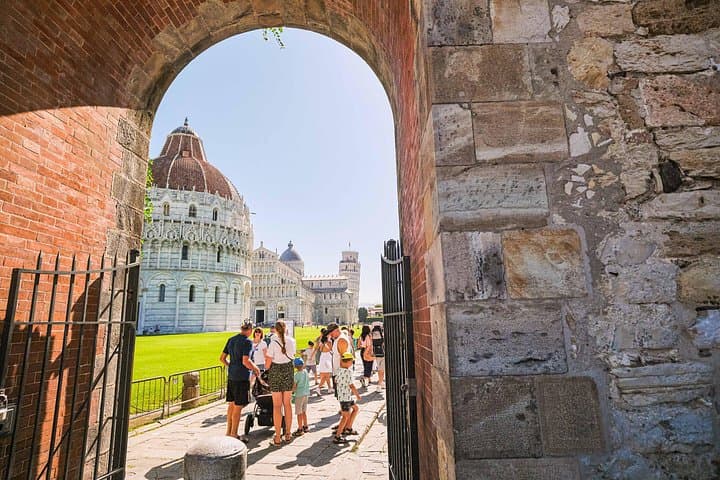 Escursione di mezza giornata a Pisa e alla Torre Pendente da Firenze — foto 4