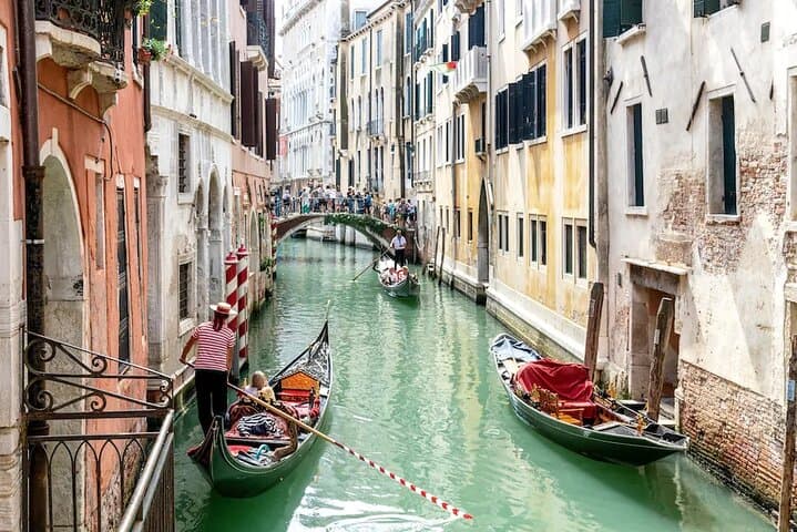 Gita in Gondola Privata a Venezia