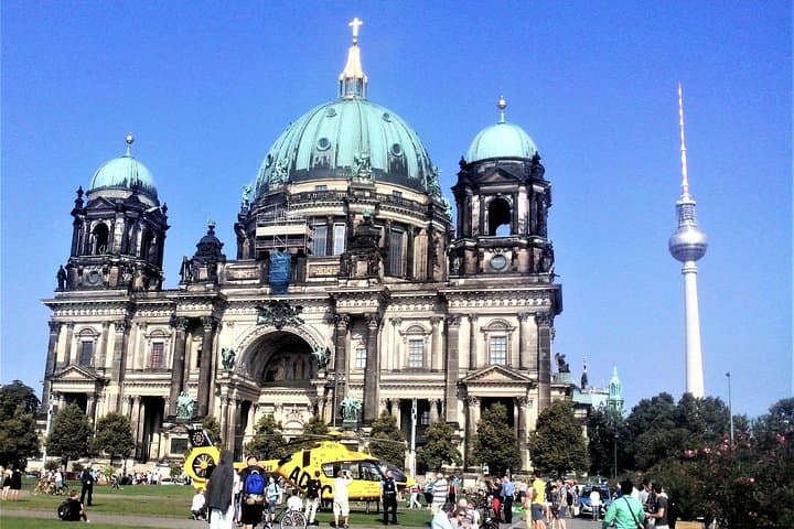 Private Berlin Historische Highlights Rickshaw Tour — Foto 4