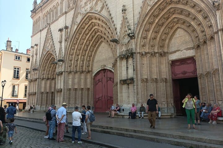 Tour guidato di Lione Vecchia, basilica di Fourvière e rovine romane — foto 4