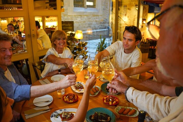 Barcelona Tapas and Wine Experience Small-Group Walking Tour — photo 1