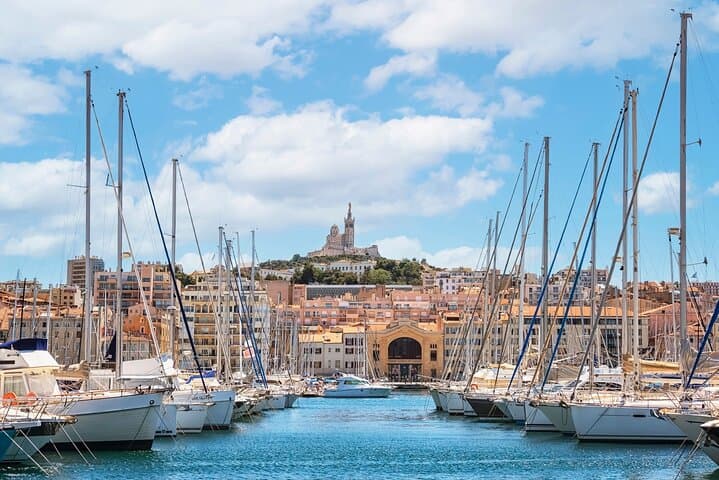 Ganztägige private Küstentour in Marseille ab Marseille Hafen