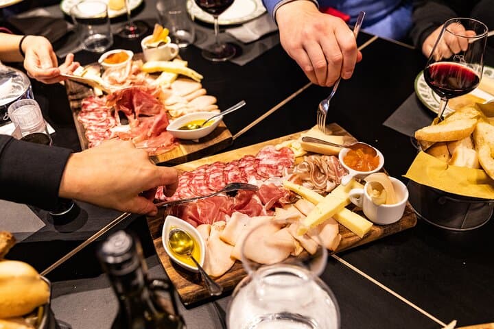 Tour de Comida Callejera en Verona — foto 3