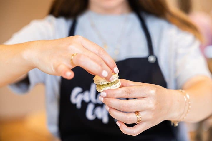 Clase de repostería de macarons en Galeries Lafayette París — foto 2