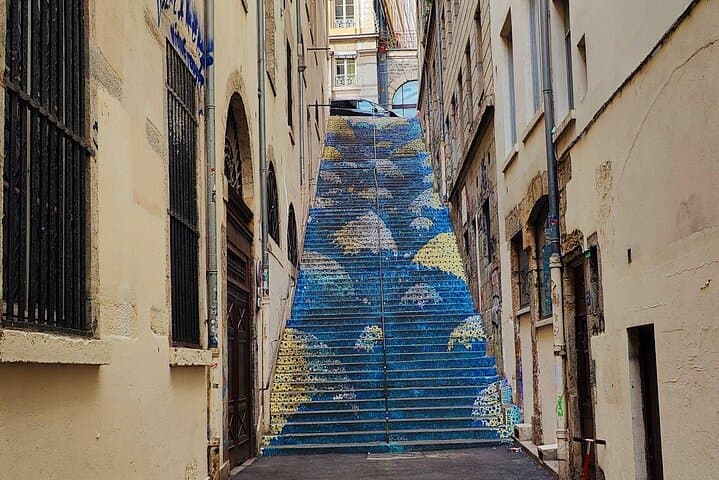 Tour Autoguiado de Traboules de Lyon: Croix-Rousse