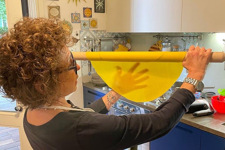 Frische Pasta Meisterkurs und Mahlzeit in Bologna