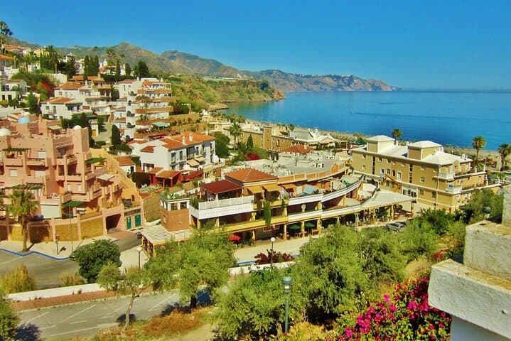 Privater Costa del Sol Ausflug von Malaga nach Nerja und Frigiliana