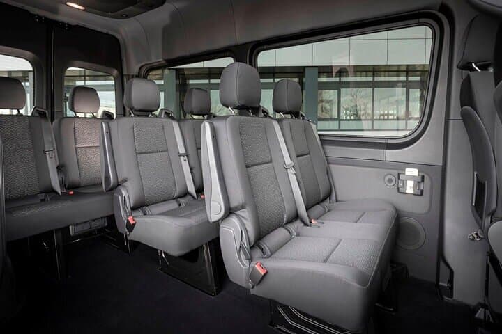Trasferimento Privato in Minibus dall'Aeroporto di Avignone AVN ad Avignone — foto 5