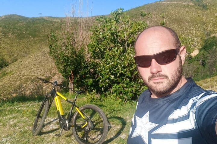 Tour en E-bike de 2 horas a la Rocca della Verruca — foto 2
