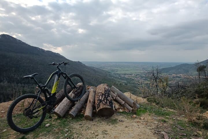 Tour en E-bike de 2 horas a la Rocca della Verruca — foto 4