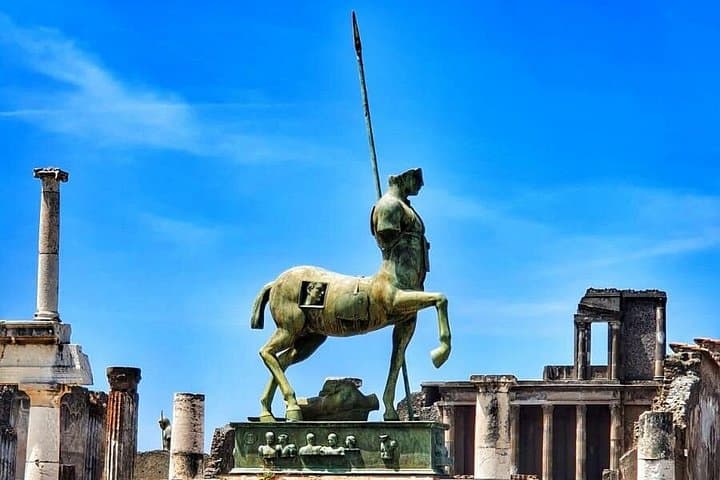 Geführte Tour durch Pompeji von Sorrent oder Neapel — Foto 4