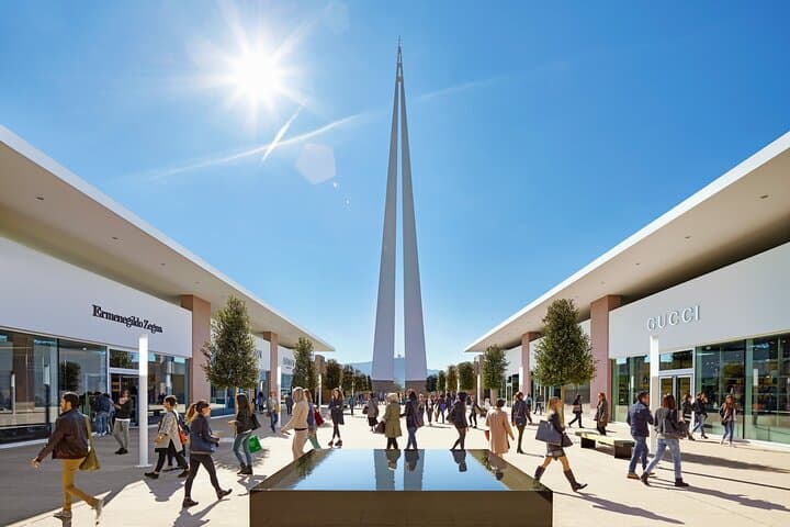 Visite de shopping privée au Torino Outlet Village depuis Turin — photo 2
