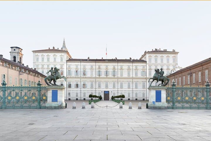 Tour Privado del Palacio Real de Turín con la Capilla de la Sábana Santa — foto 3
